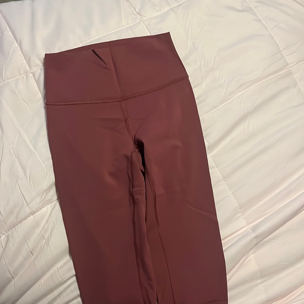 Lulu Lemon Never Worn Pink leggings